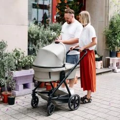 Outlet ⌛ ABC Design Kombi-Kinderwagen Vicon 4 - inkl. Babywanne & Sportsitz mit XXL Zubehörpaket - Classic Edition - Reed - Collection 2023 🎁 -Pushchairs Shop abc design kombi kinderwagen vicon 4 inkl babywanne sportsitz mit xxl zubehorpaket classic edition reed 12003982301 zamboo d2